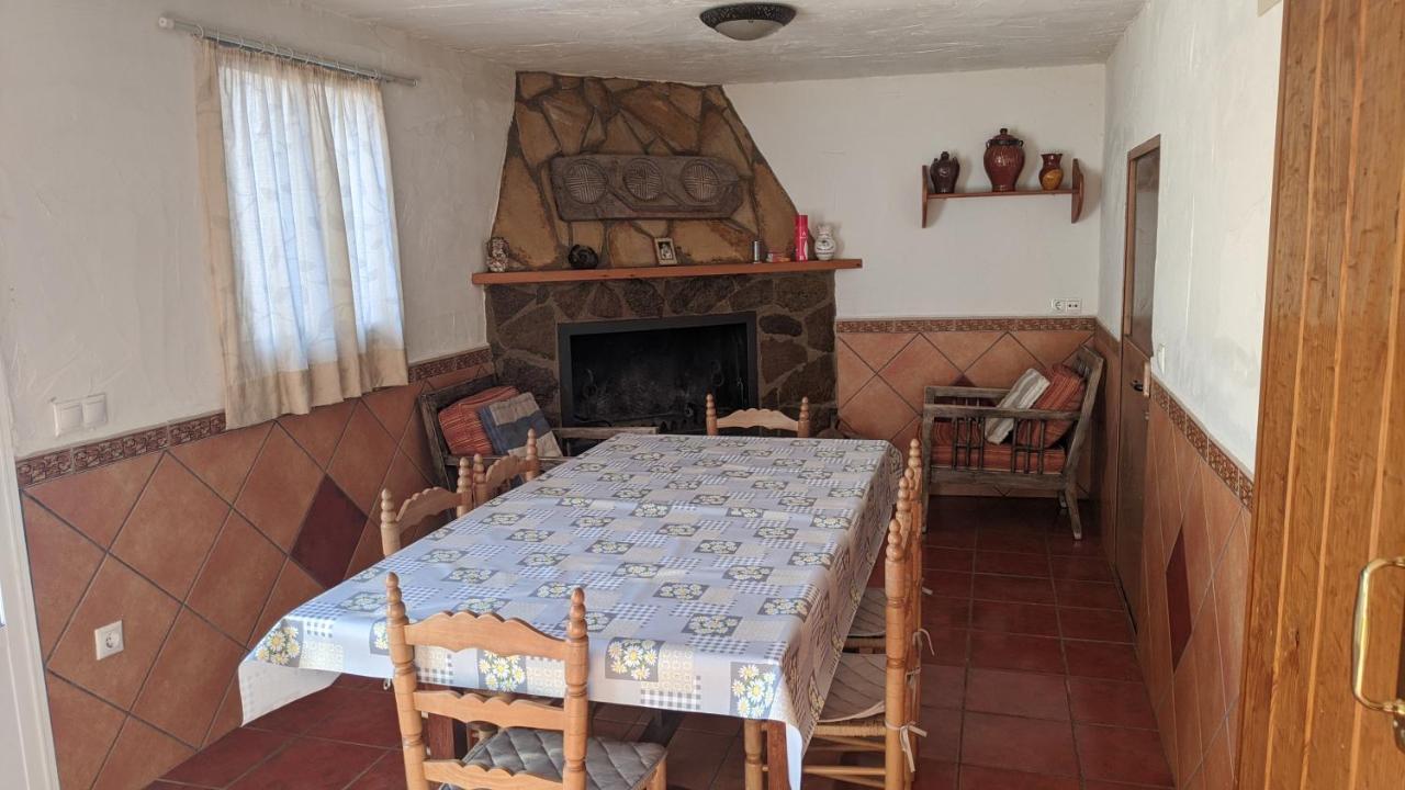 Casa rústica de pueblo en Sierra de Alcaraz Villa Salobre  Exterior foto